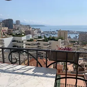https://plein-coeur-de-monaco-a-300-metres-a-pied-du-port-de.fr-provencehotel.com