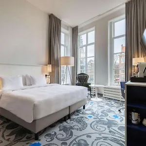 Radisson Blu Hotel, Center Hotel
