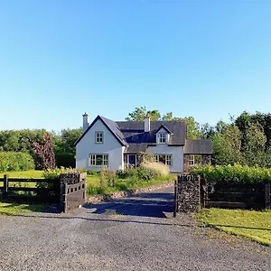 https://conveniently-located-house-to-enjoy-all-of-kerry.hotel-killarney.com